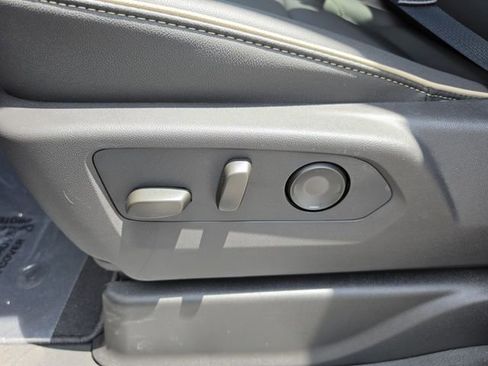 New 2026 Chevrolet Suburban Premier RWD image 24