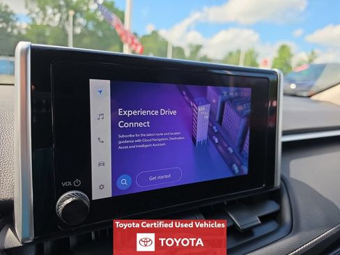 Certified 2023 Toyota RAV4 LE AWD/4WD image 18