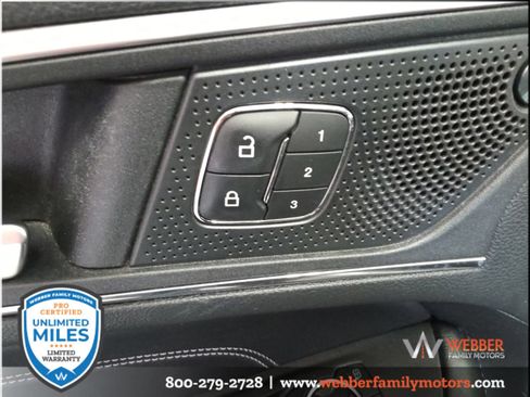 Used 2022 Ford Edge Titanium w/ Equipment Group 301A AWD/4WD image 17