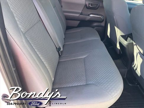 Used 2020 Toyota Tacoma SR5 image 20