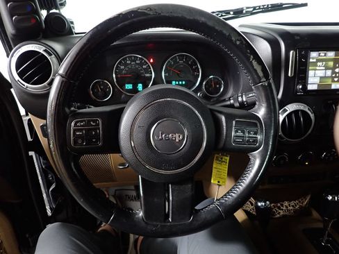 Used 2014 Jeep Wrangler Unlimited Rubicon w/ Dual Top Group AWD/4WD image 23