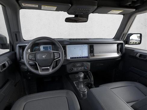 New 2025 Ford Bronco Badlands image 9