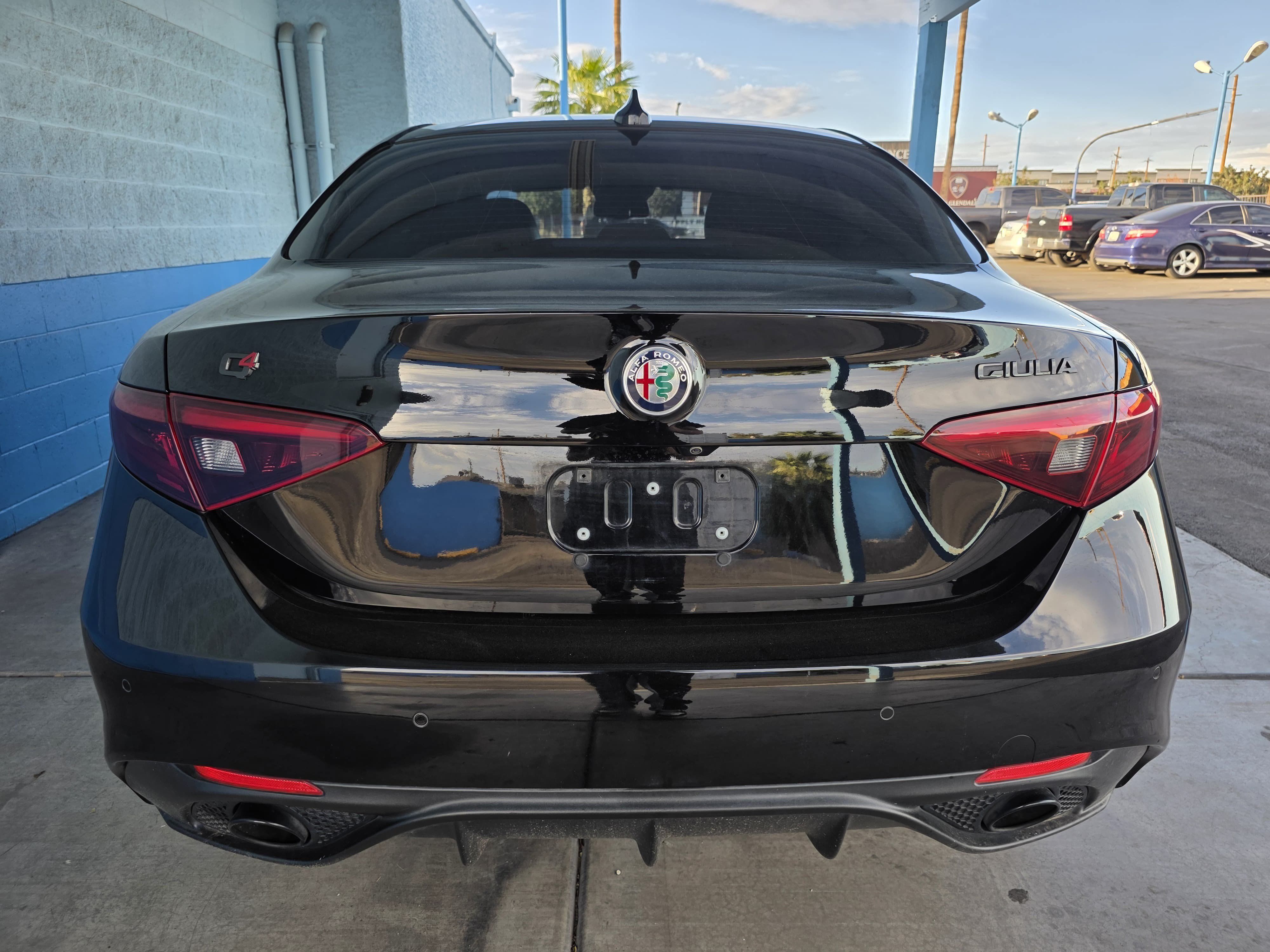 Used 2019 Alfa Romeo Giulia Ti Sport w/ Quick Order Package 22S Sport AWD/4WD image 4