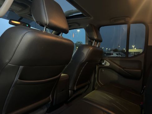 Used 2019 Nissan Frontier S image 11