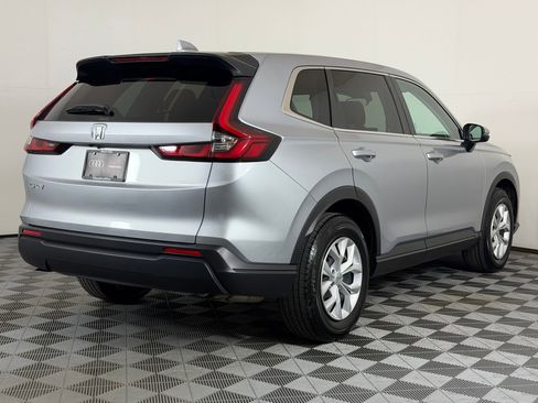 Used 2025 Honda CR-V LX image 9