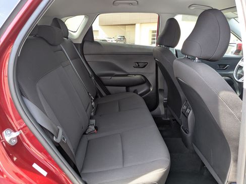 Used 2025 Hyundai Kona SEL AWD/4WD image 31