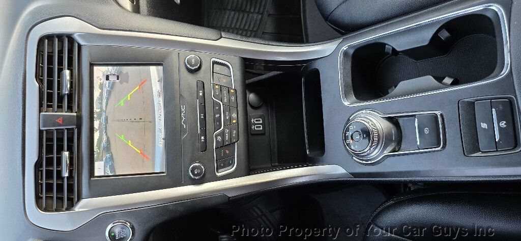 Used 2020 Ford Fusion SEL FWD image 26