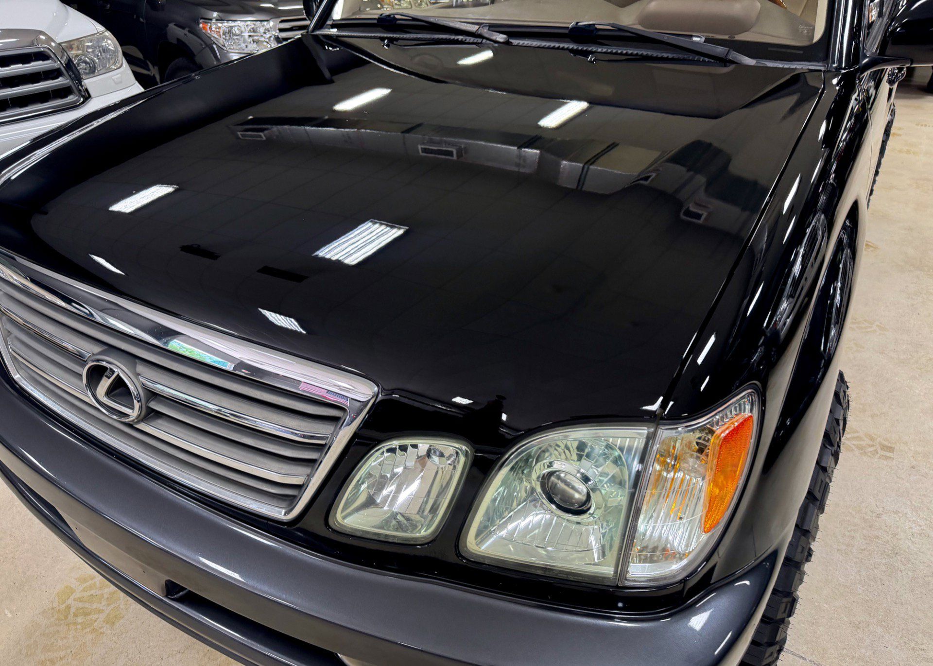 Used 2003 Lexus LX 470 4WD image 6