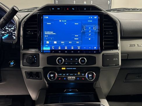 Used 2022 Ford F250 Lariat w/ Tremor Off-Road Package AWD/4WD image 36
