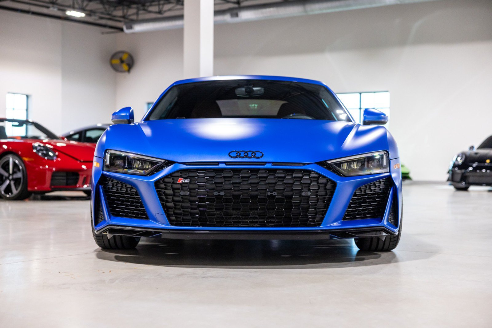 Used 2023 Audi R8 V10 performance RWD image 2