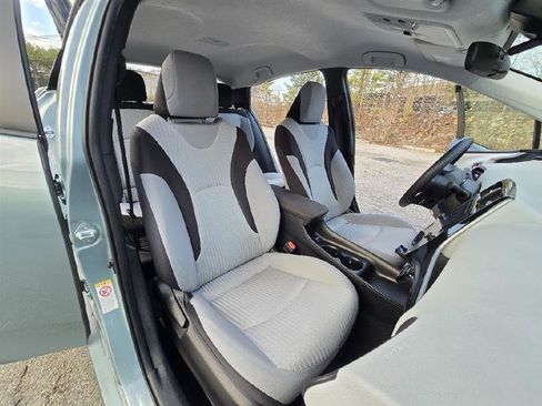 Used 2017 Toyota Prius Two w/ Prius Two Safety Plus Package image 24