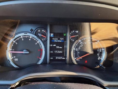 Used 2024 Toyota 4Runner TRD Off-Road Premium w/ Moonroof Package AWD/4WD image 21