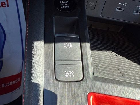 New 2026 Nissan Kicks SR w/ Cold Weather Package image 29