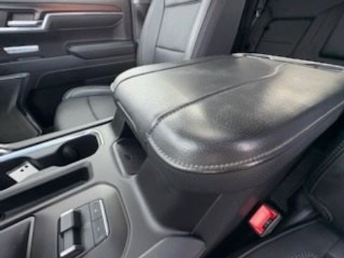 Used 2024 GMC Sierra 1500 Denali image 38