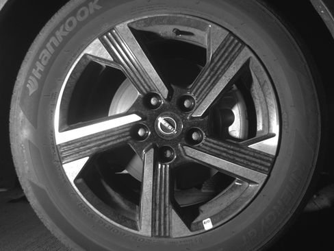 Used 2025 Nissan Sentra SV FWD image 13