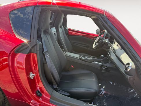 Used 2025 MAZDA MX-5 Miata RF Grand Touring RWD image 18