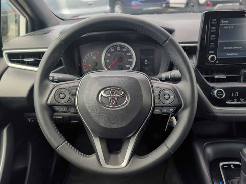Used 2022 Toyota Corolla SE w/ Carpet Mat Package (TMS) FWD image 11