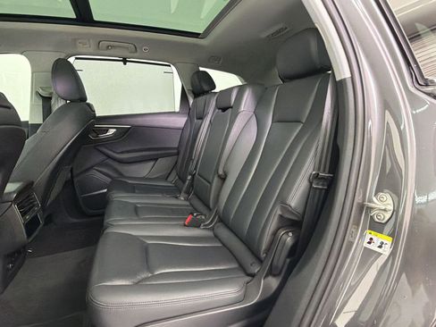 Used 2023 Audi Q7 3.0T Premium Plus AWD/4WD image 15