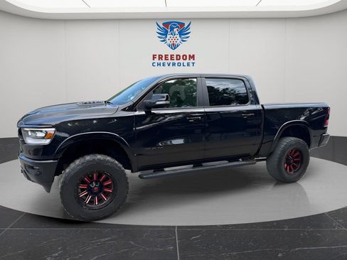 Used 2019 RAM 1500 Laramie AWD/4WD image 2