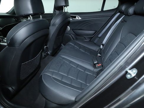 Used 2023 Kia Stinger GT2 image 14