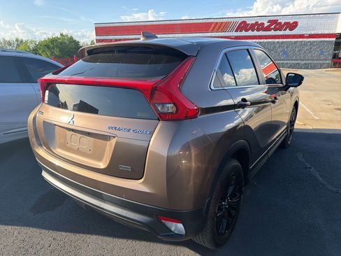 Used 2018 Mitsubishi Eclipse Cross LE AWD/4WD image 4