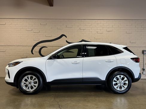 Used 2023 Ford Escape Active w/ Tech Pack #1 image 7