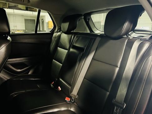 Used 2020 Chevrolet Trax Premier image 25
