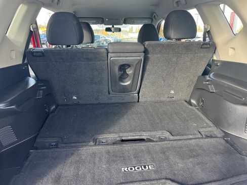 Certified 2017 Nissan Rogue S image 20