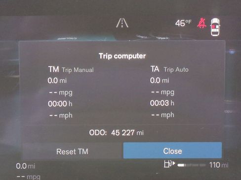 Used 2023 Volvo XC60 B5 Plus w/ Protection Package Premier image 22