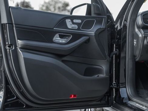 Certified 2025 Mercedes-Benz GLE 450e 4MATIC image 37