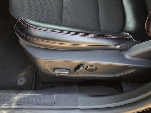 Used 2025 Ford Escape ST-Line FWD image 32