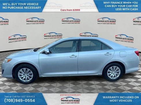 Used 2012 Toyota Camry LE image 9