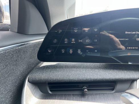 Used 2025 Lucid Air Pure image 15