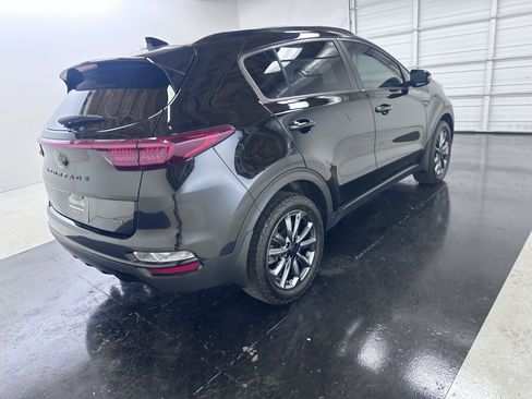 Used 2021 Kia Sportage S w/ S AWD Premium Package image 16
