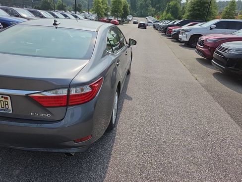 Used 2013 Lexus ES 350 w/ Premium Pkg FWD image 8