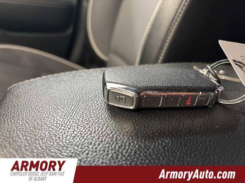 Used 2022 Kia Niro EX w/ Cold Weather Package image 23