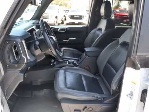 Used 2024 Ford Bronco Outer Banks AWD/4WD image 18