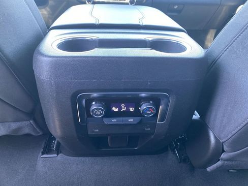 Used 2025 Chevrolet Tahoe LT AWD/4WD image 21