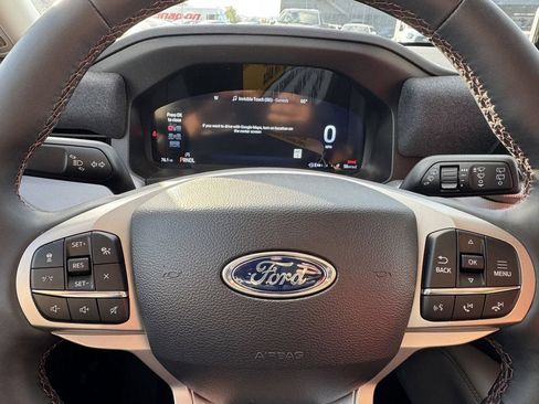 New 2025 Ford Explorer Active w/ Active Comfort Package RWD image 20