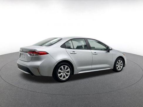 Used 2025 Toyota Corolla LE FWD image 8