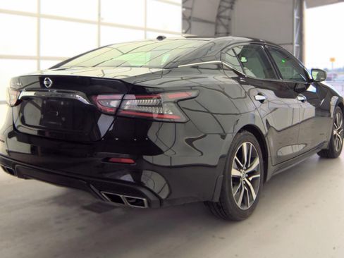 Used 2019 Nissan Maxima 3.5 S w/ Floor Mat Group FWD image 4