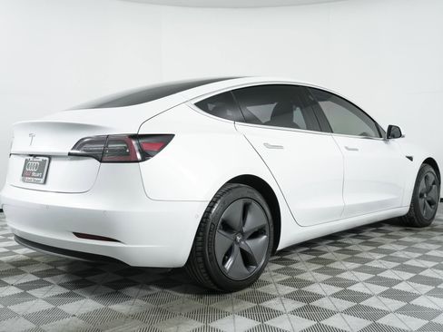 Used 2020 Tesla Model 3 Standard Range Plus image 7