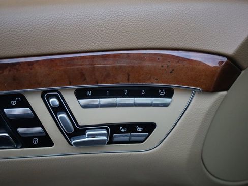 Used 2008 Mercedes-Benz S 550 image 30