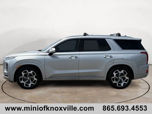Used 2022 Hyundai Palisade Calligraphy w/ Cargo Package FWD image 6