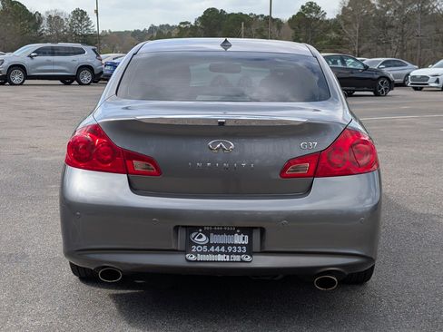 Used 2013 INFINITI G37 Journey w/ Premium Pkg image 8