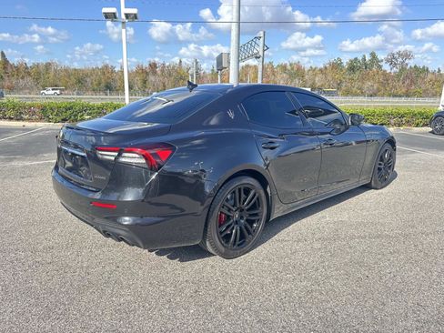 Used 2022 Maserati Ghibli GT image 3