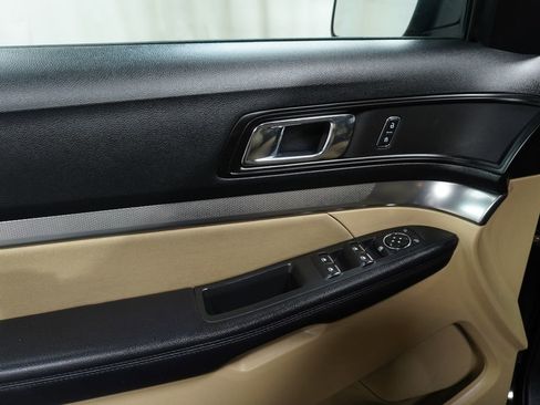 Used 2017 Ford Explorer 4WD image 21