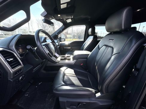 Used 2022 Ford F350 Platinum image 9