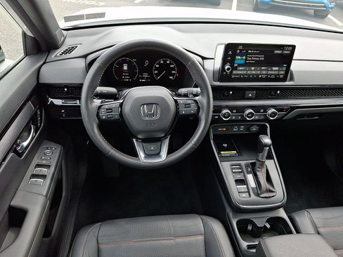 Used 2023 Honda CR-V Sport Touring image 11