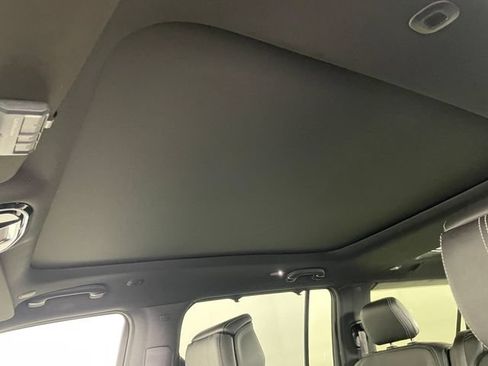 Certified 2023 Jeep Grand Wagoneer L 4WD w/ Flexible Seating Group image 9
